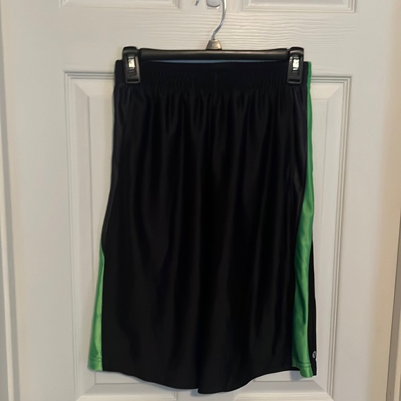 Athletic 🩳 Black Shorts - Size 14 - Picture 1 of 5